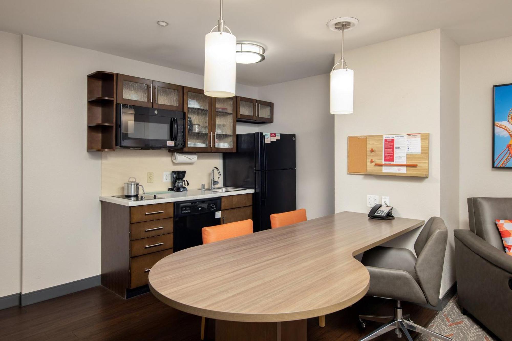 Candlewood Suites Anaheim - Resort Area By Ihg Eksteriør bilde