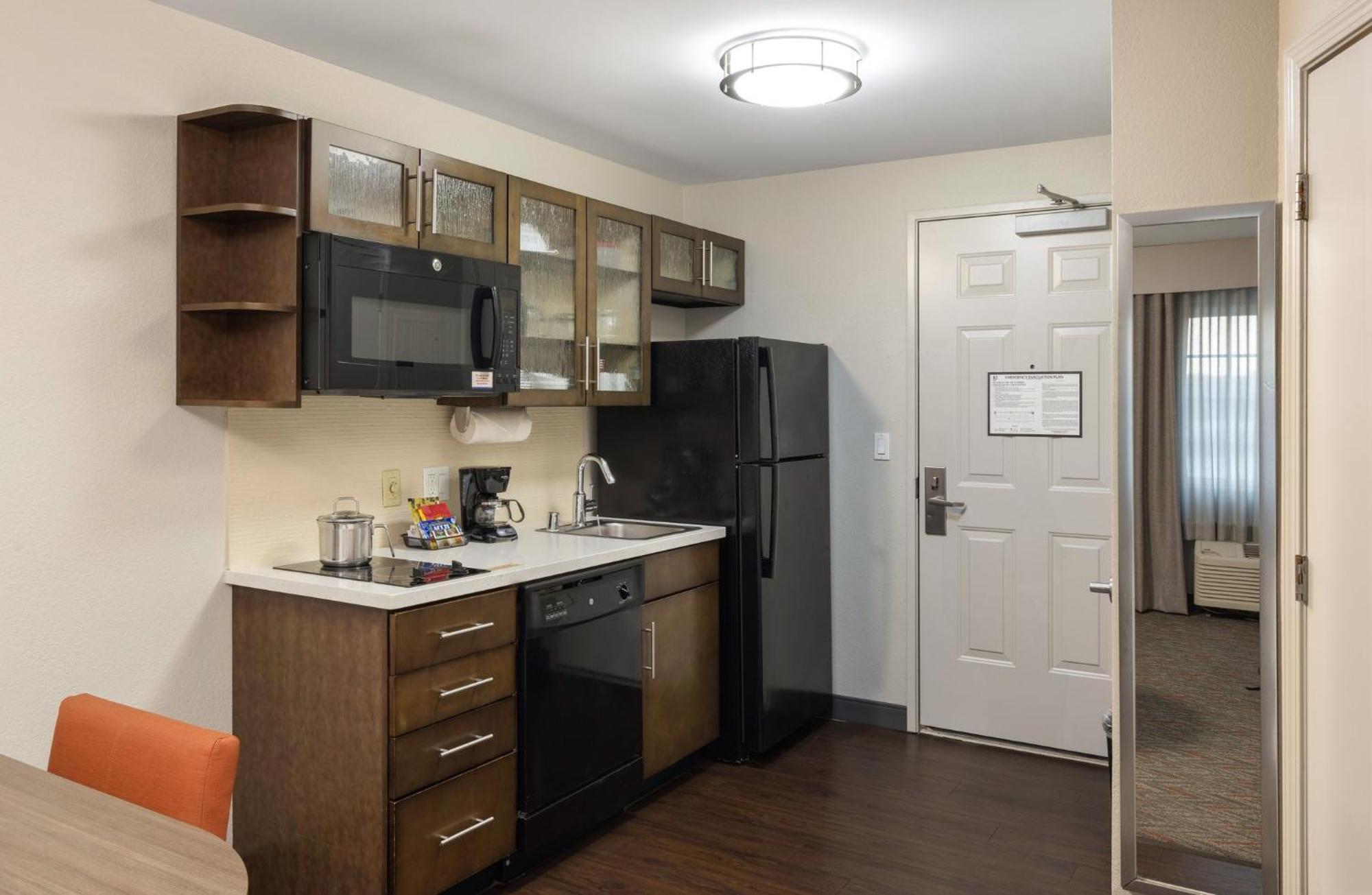 Candlewood Suites Anaheim - Resort Area By Ihg Eksteriør bilde