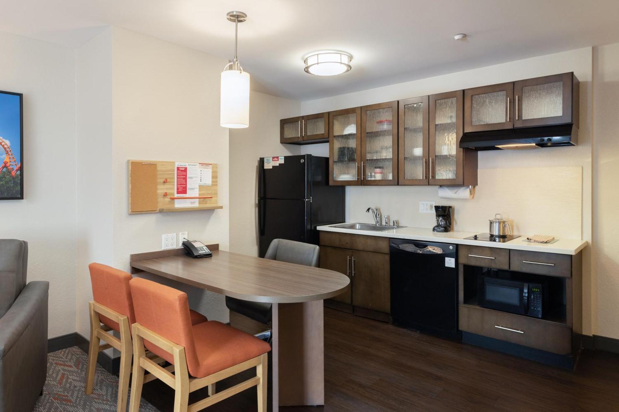 Candlewood Suites Anaheim - Resort Area By Ihg Eksteriør bilde