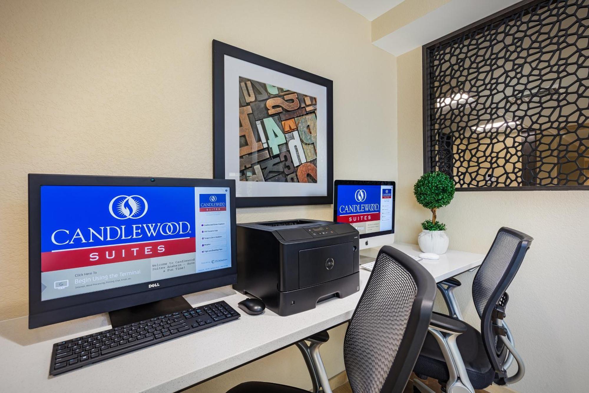 Candlewood Suites Anaheim - Resort Area By Ihg Eksteriør bilde